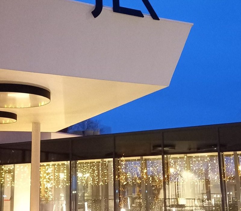 cliente agencia de azafatas para el evento evento jlr en el hotel attica de vigo_2